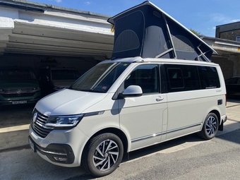 Volkswagen california online 6.1 camper van